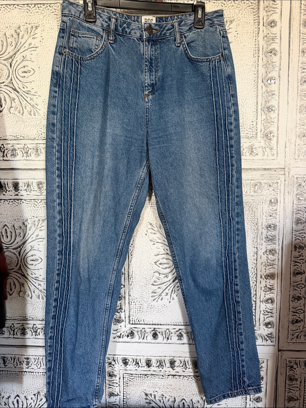 BDG Mom High Rise Jeans - Picture 2 of 7
